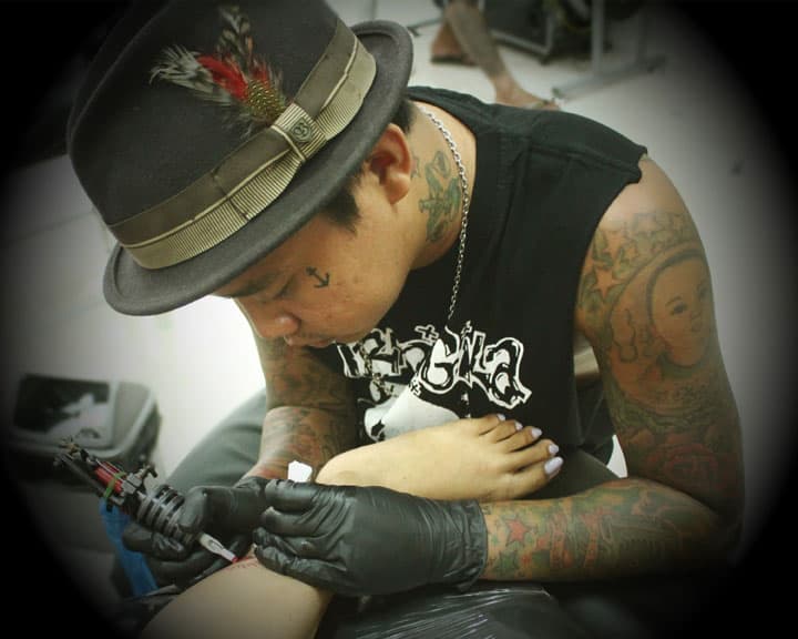 Fandem Fay, resident artist at Bali Famous Ink