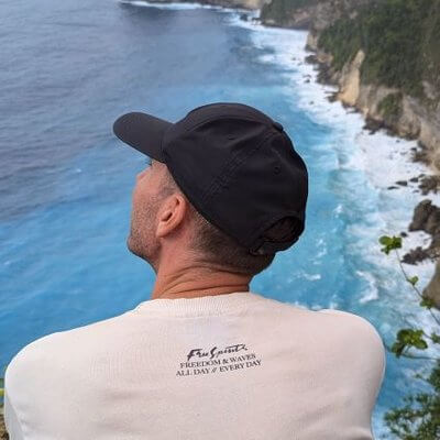 Me - Developer, Designer, AI & Growth Partner